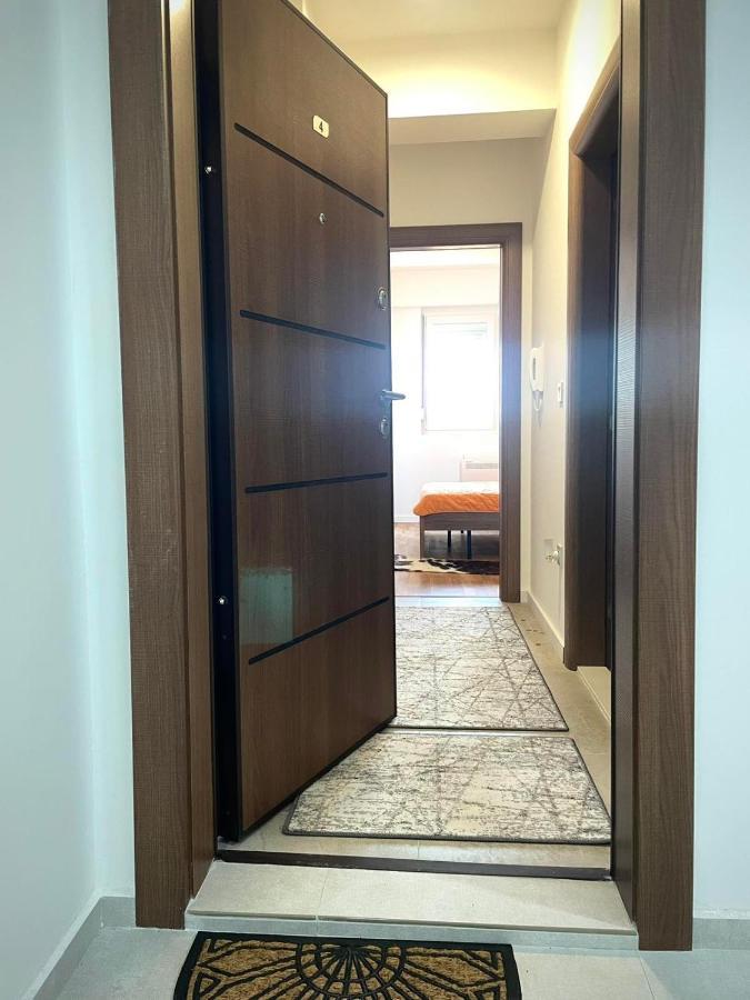 Apartman Nikol Κουμάνοβο Εξωτερικό φωτογραφία