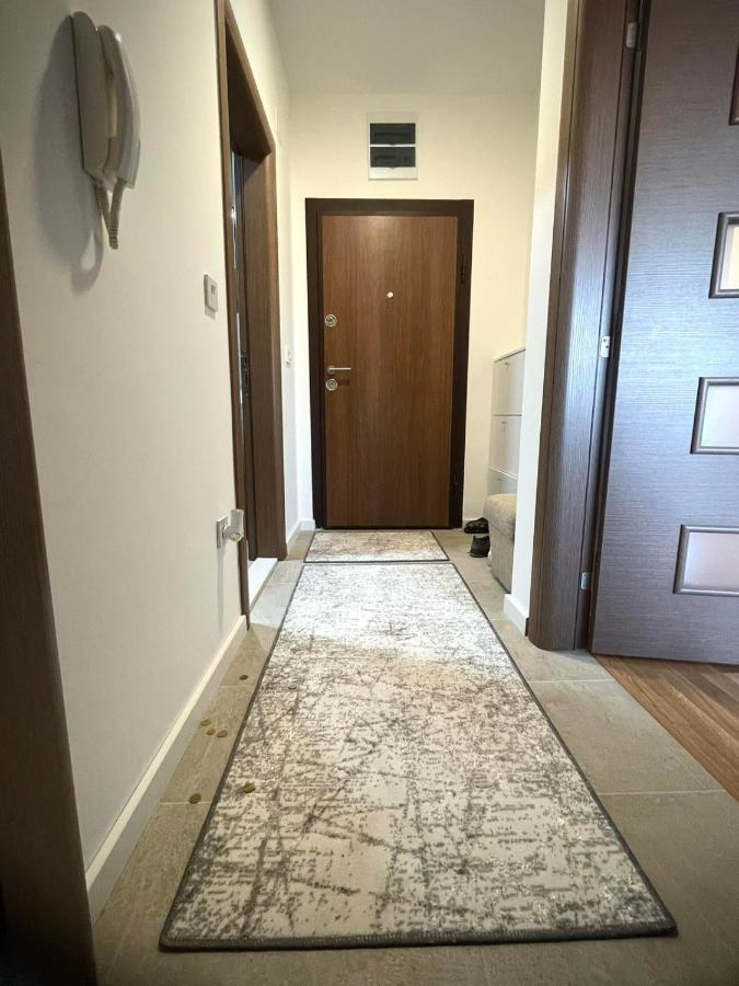 Apartman Nikol Κουμάνοβο Εξωτερικό φωτογραφία