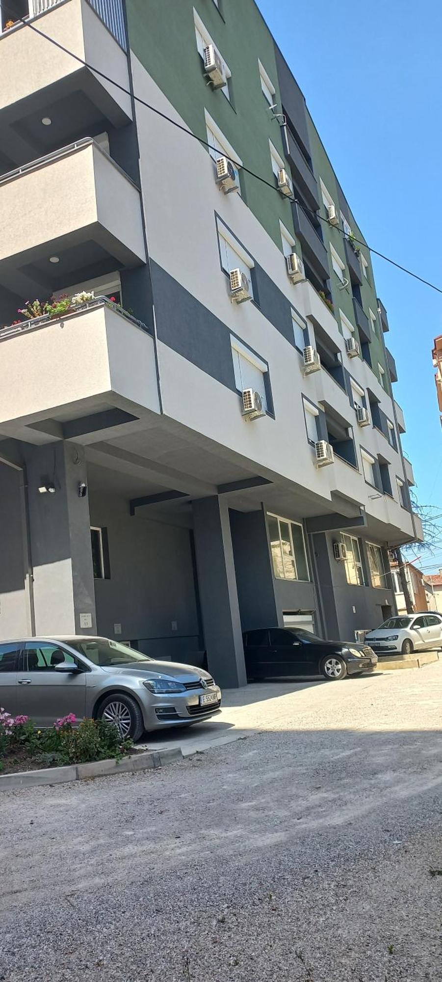 Apartman Nikol Κουμάνοβο Εξωτερικό φωτογραφία